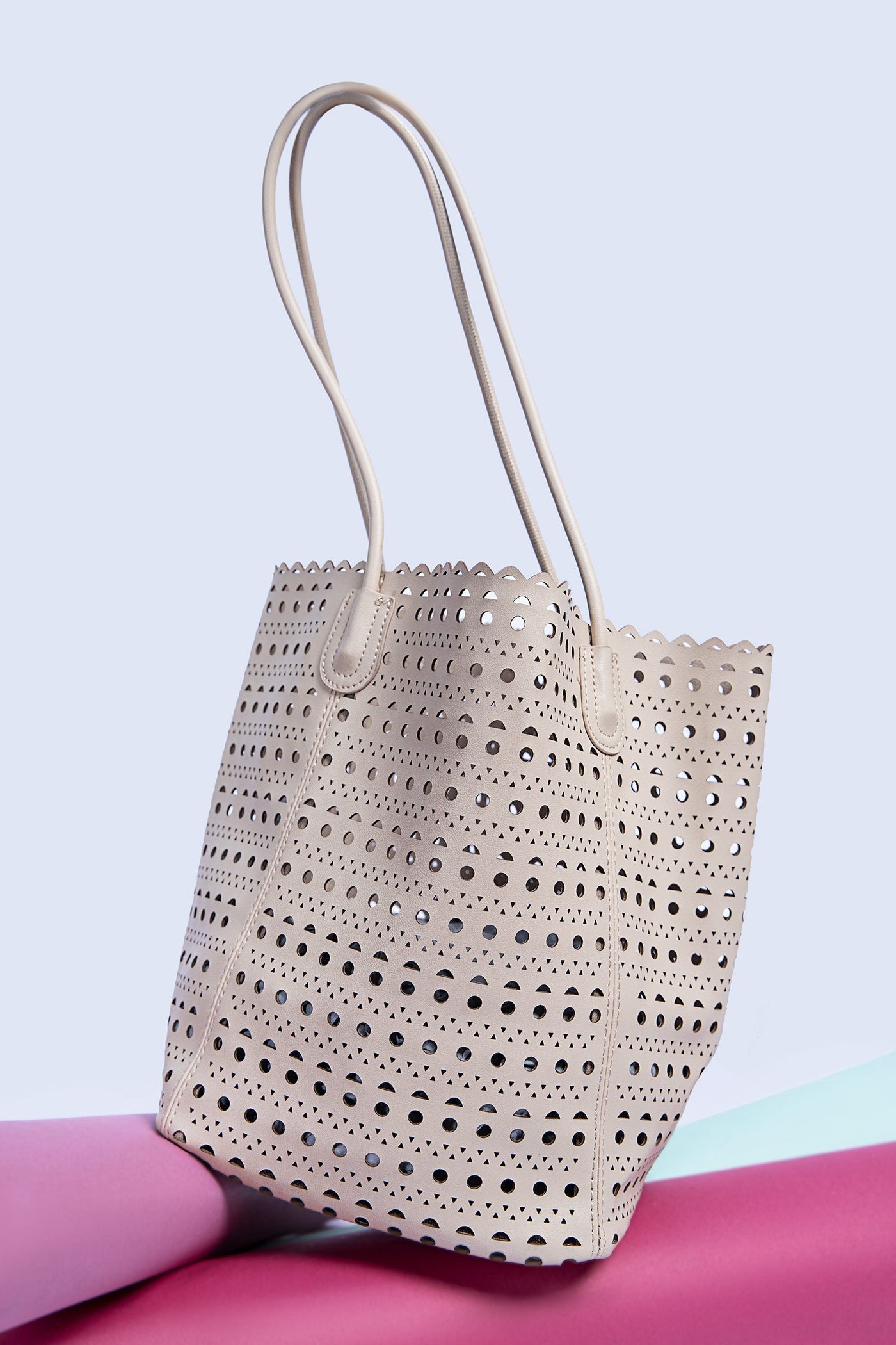 Cut Out Tote | ABG-H24-2