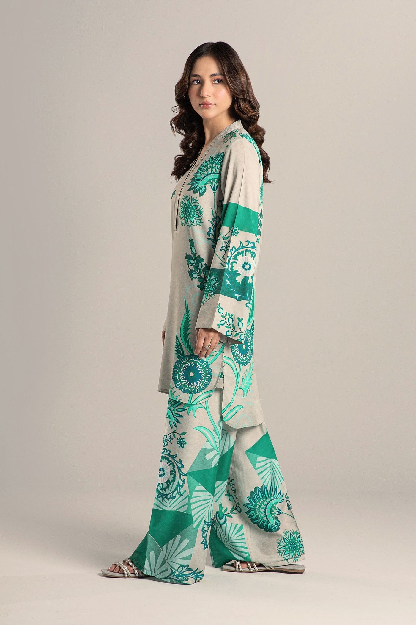 2 Pc Printed Arabic Lawn Suit | MB-CS25-67