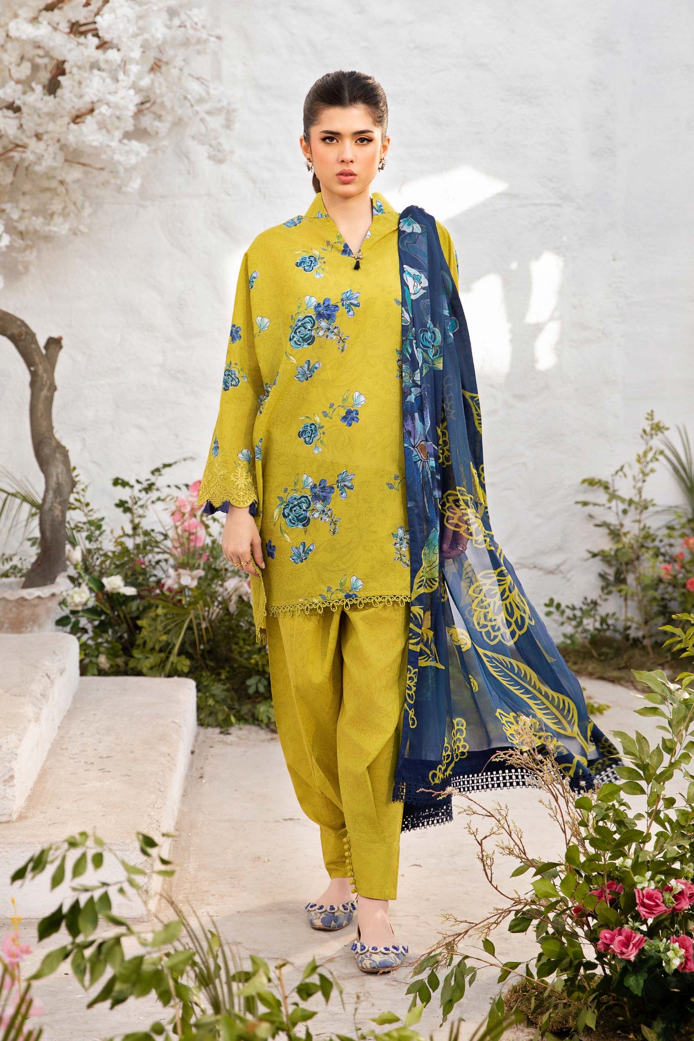 3 Pc Unstitched Embroidered Lawn Suit | MB-CUS25-702A