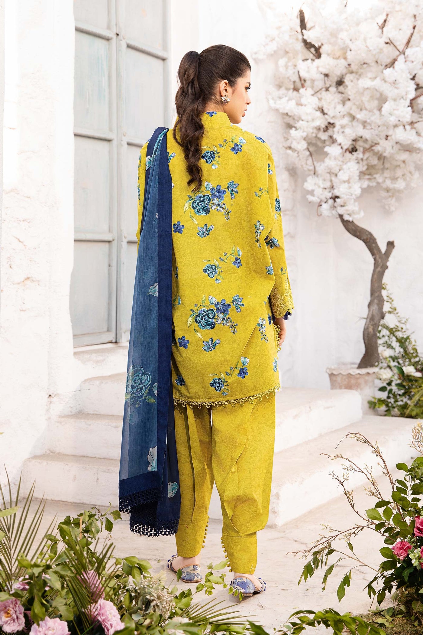 3 Pc Unstitched Embroidered Lawn Suit | MB-CUS25-702A