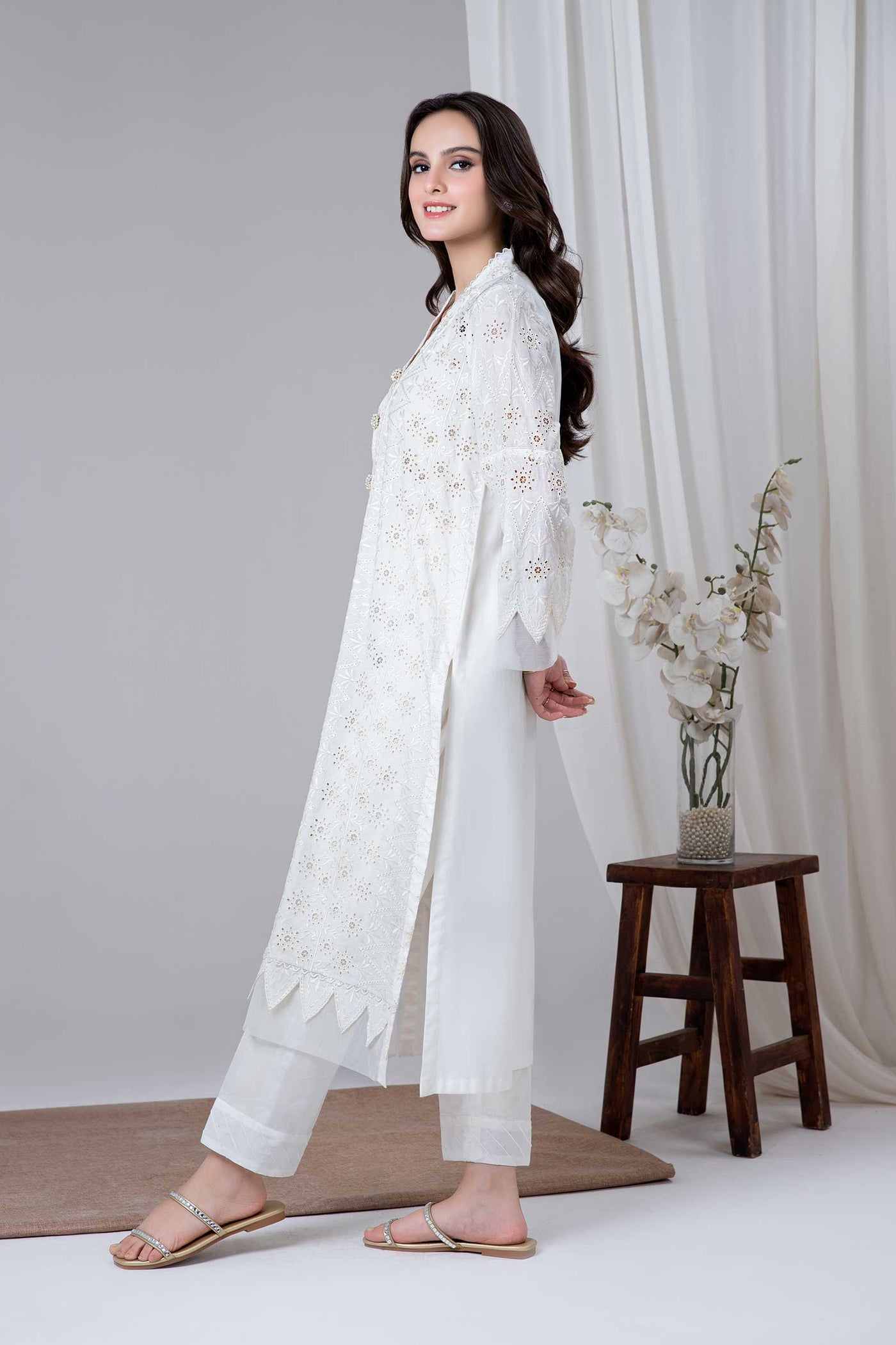 Embroidered Lawn Kurta | MB-EF24-38