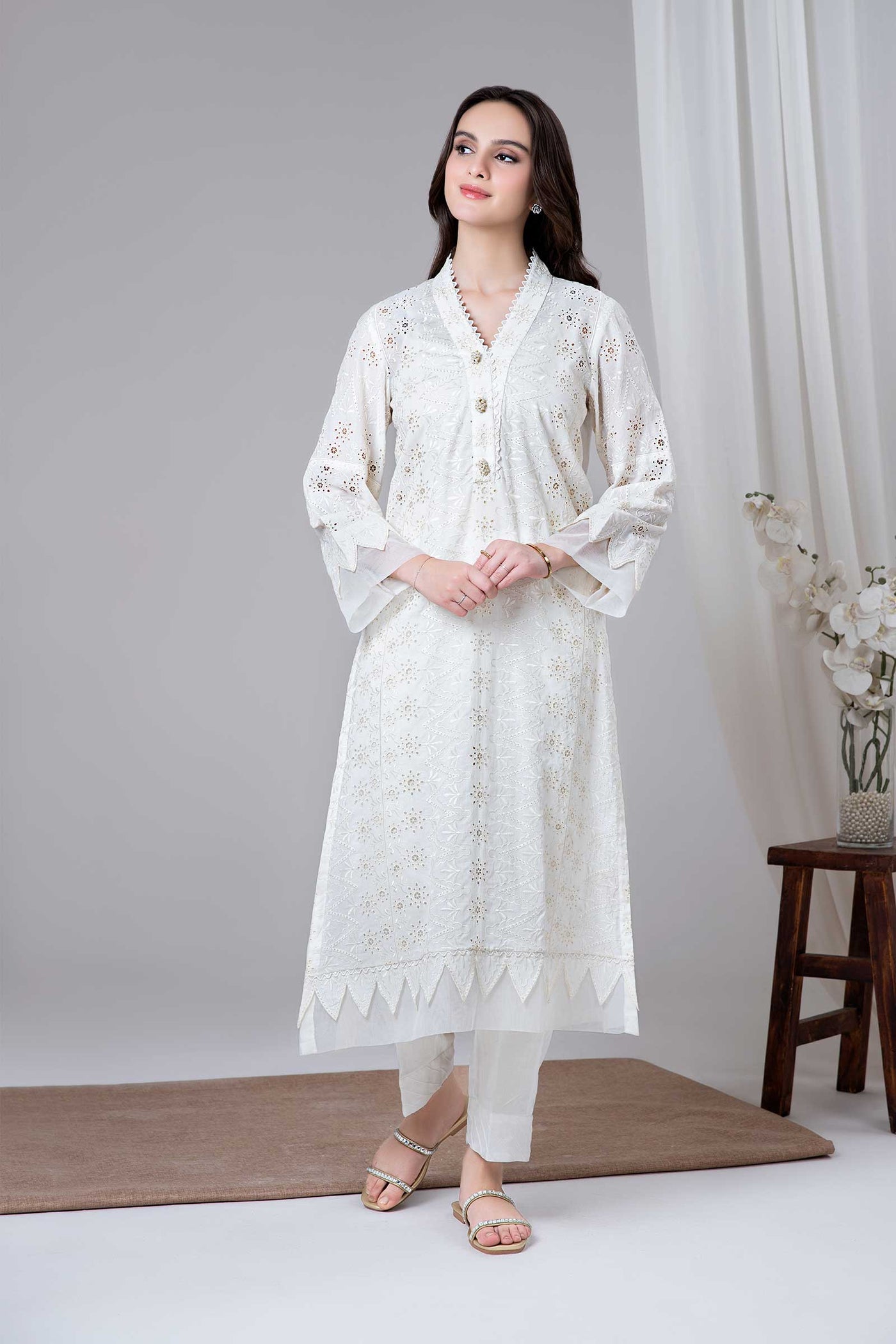 Embroidered Lawn Kurta | MB-EF24-38