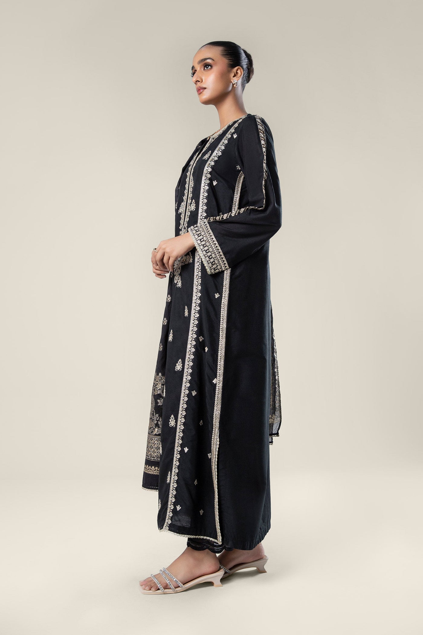 2 Pc Embroidered Khaddi Silk Suit | MB-WF24-28