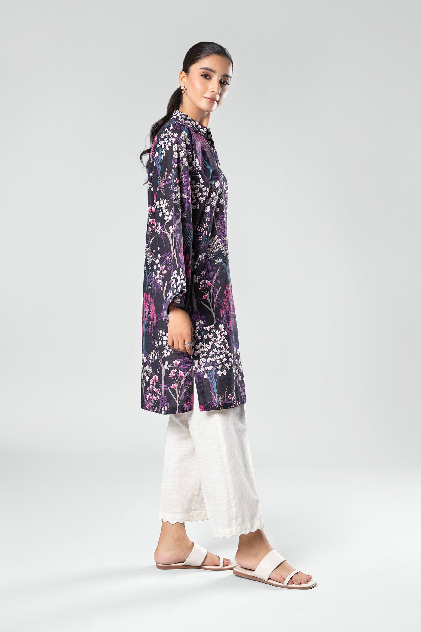 Printed Khaddar Shirt | MB-USP23-205B