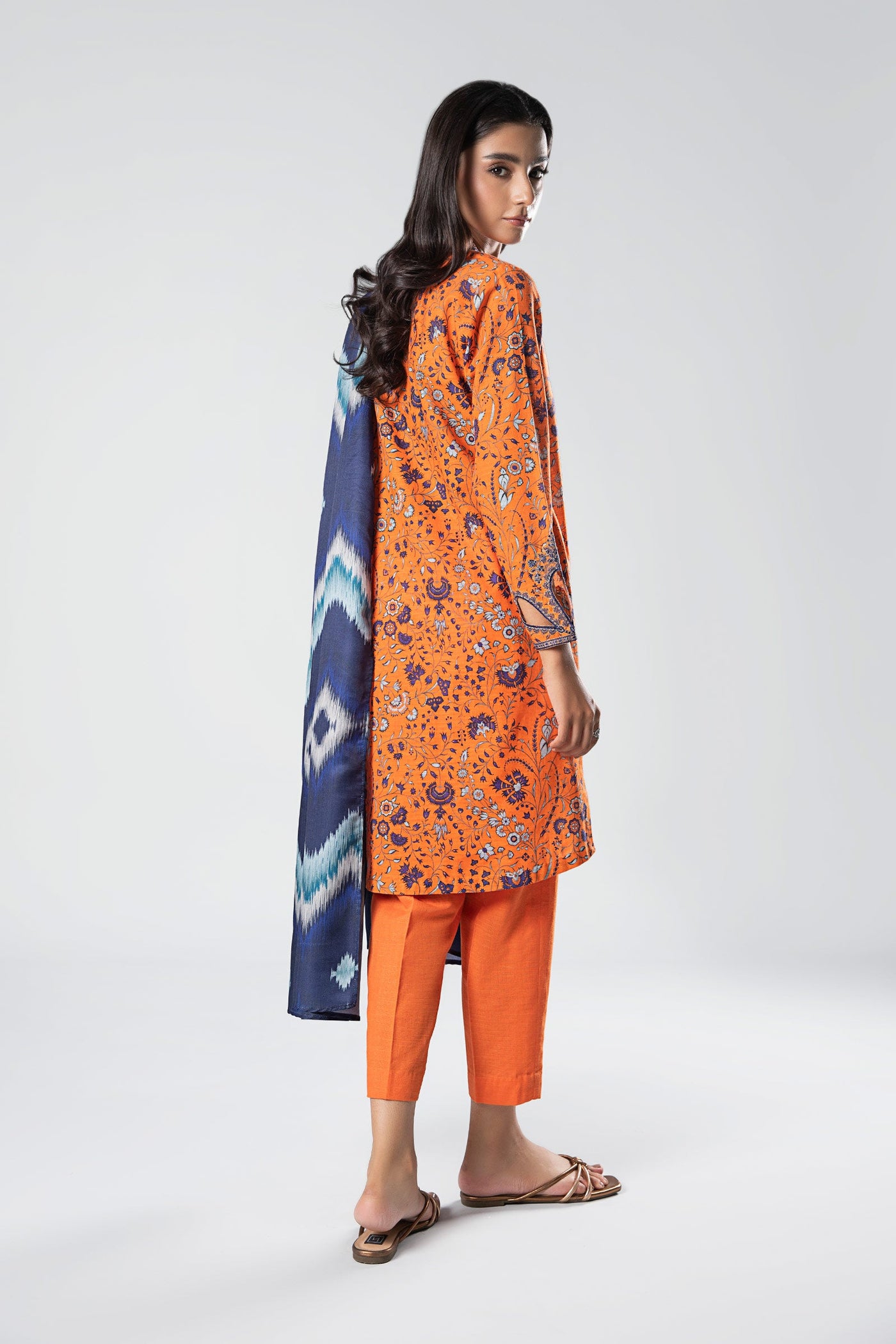 3 Pc Printed Khaddar Suit | MB-USP23-209B