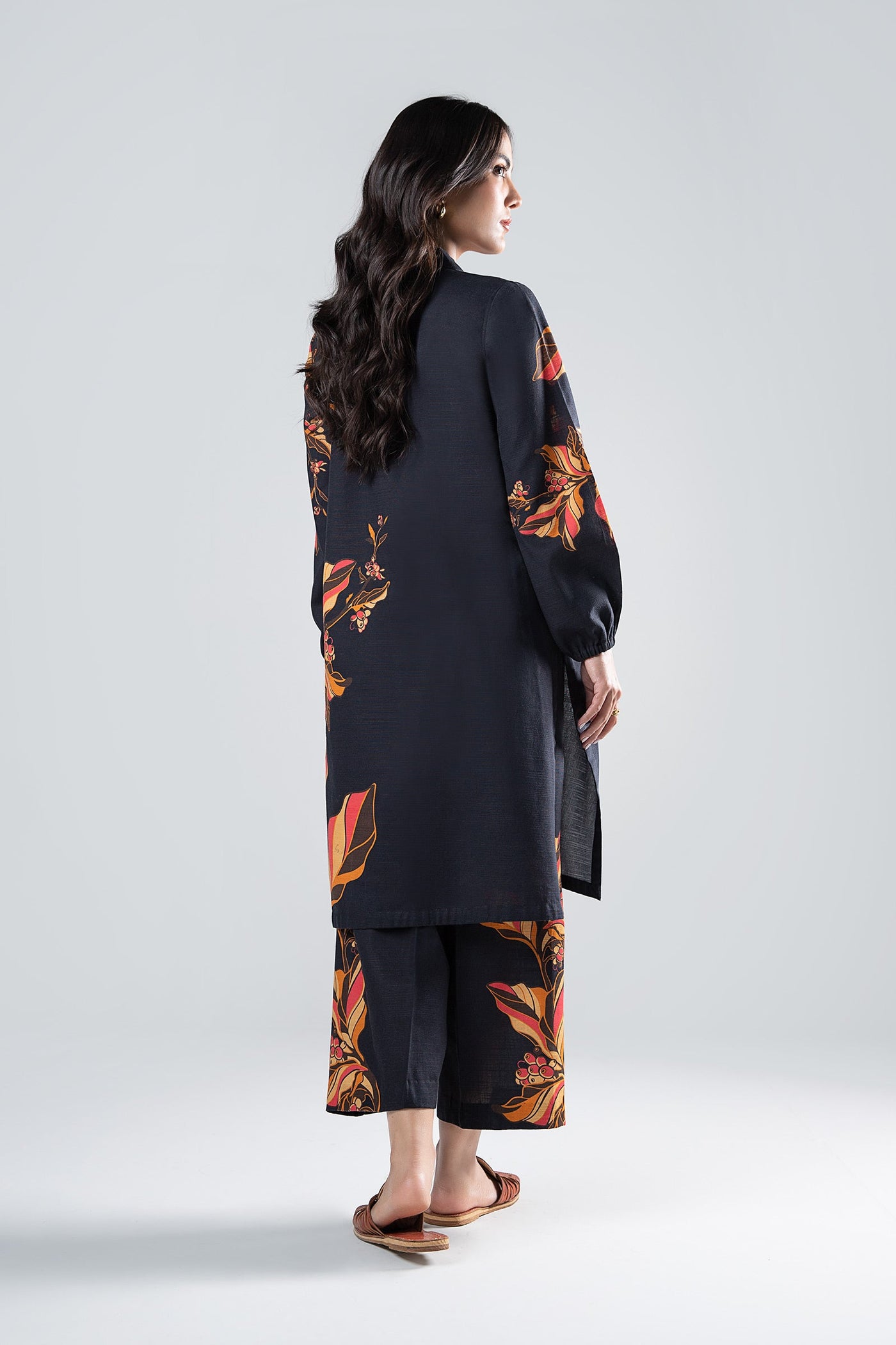 2 Pc Printed Khaddar Suit | MB-WS24-62