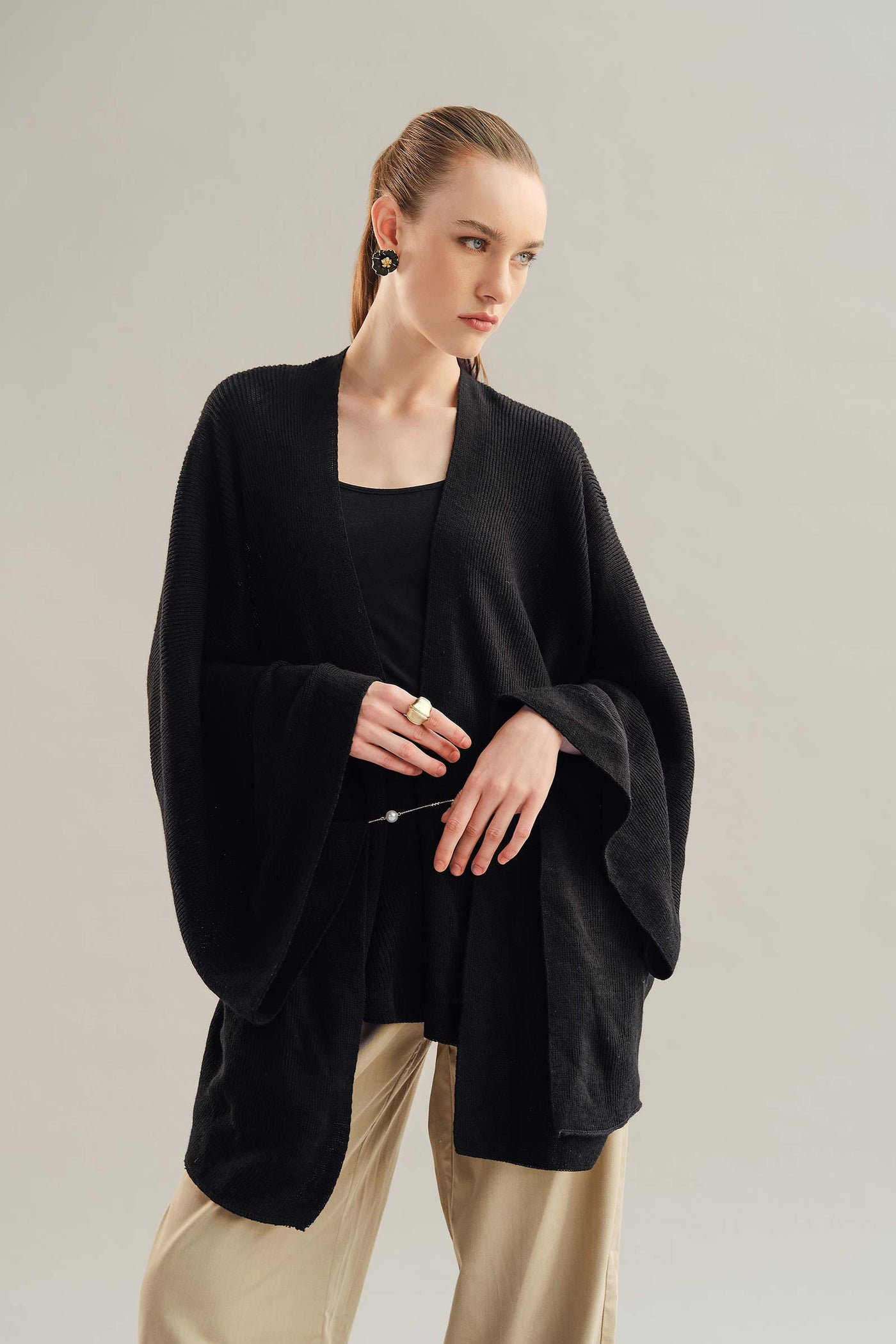 Ribbed Cape Shawl | WEST-W23-30